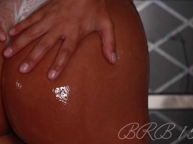 Broadcast screenshots -Linda-