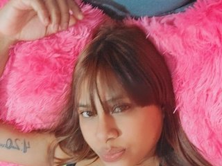 Erotic video chat lindavanesa