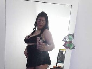 Erotic video chat Lindey-hs