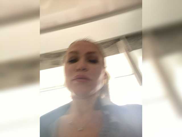 Broadcast screenshots Lisa1225