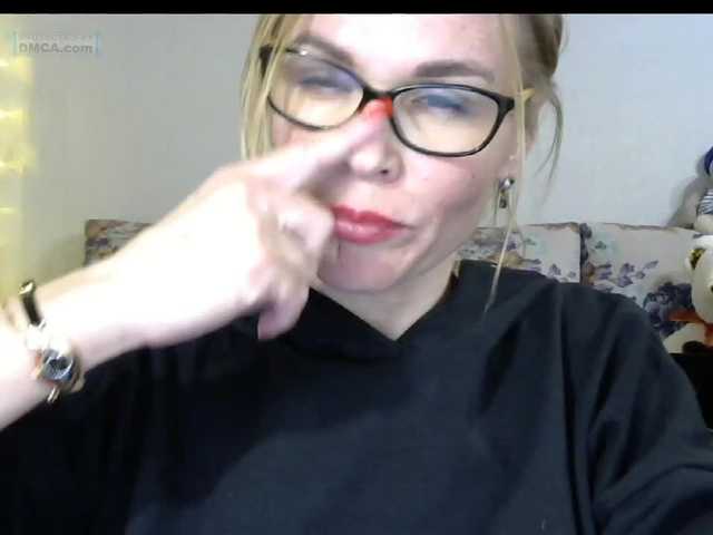 Broadcast screenshots Lisa1225