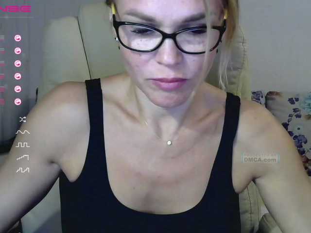 Broadcast screenshots Lisa1225