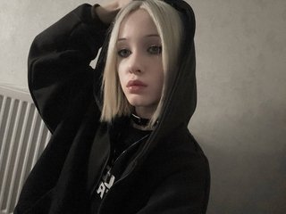 Erotic video chat LisaaCutie