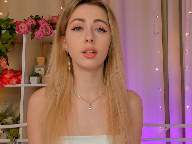 Broadcast screenshots LisaBellic