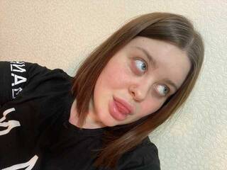 Erotic video chat LisaDia