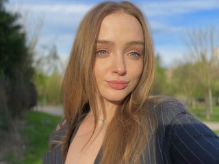 Erotic video chat LisaMarley