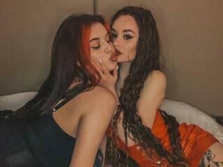 Erotic video chat FoxesRedLight