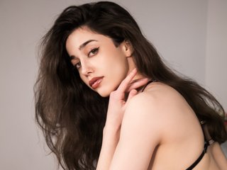 Erotic video chat LisaSemily