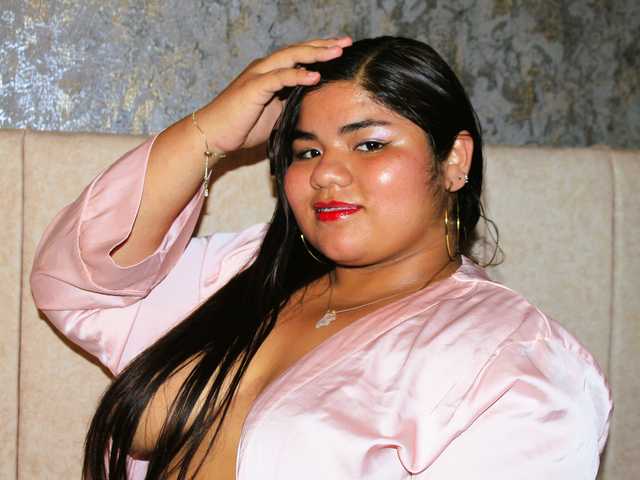 Photo of the profile lissa-curvyx