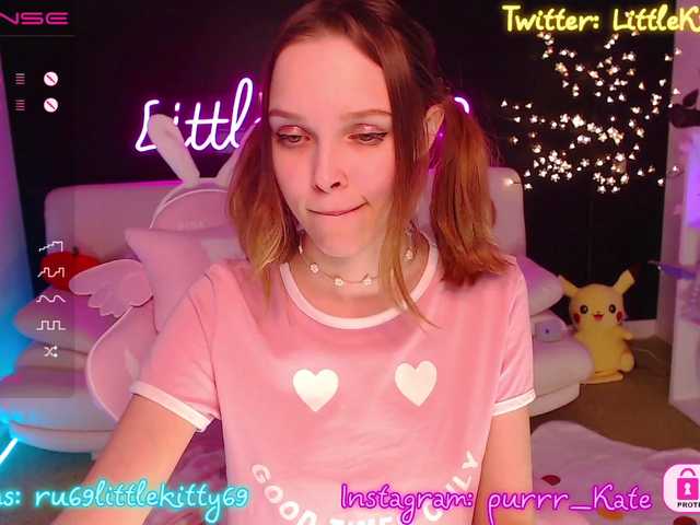 Broadcast screenshots LittleKitty69