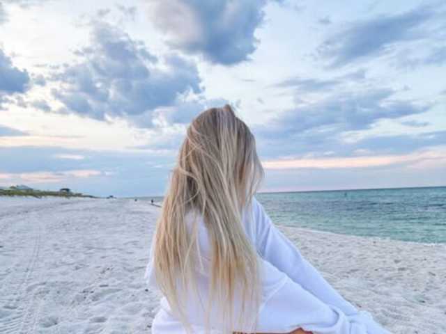 Photo of the profile LittleBarbieJ