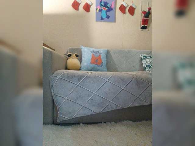 Broadcast screenshots LittleDelora