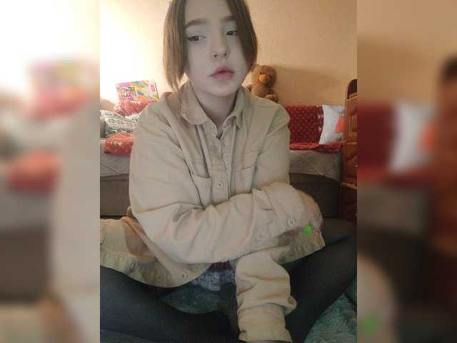 Broadcast screenshots LittleDelora