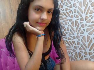 Erotic video chat LittleMelissa