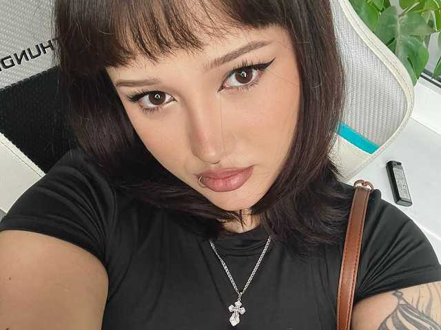 Photo of the profile littlewetgirl