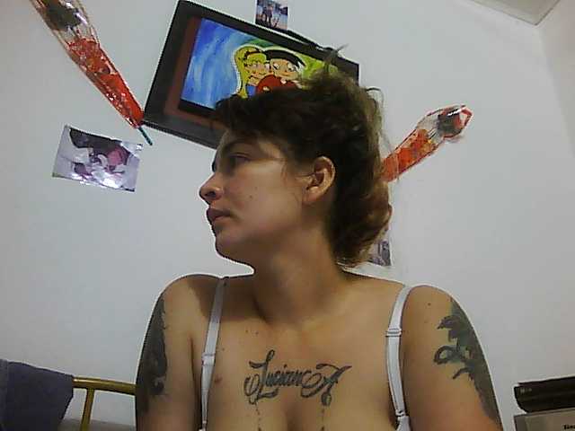 Broadcast screenshots livelula23