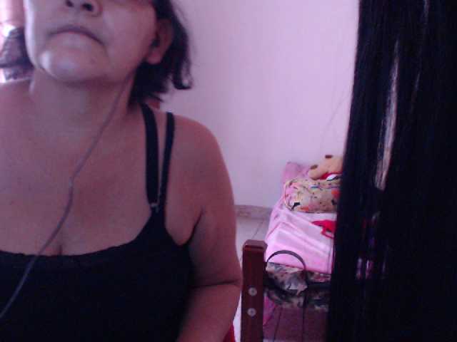 Broadcast screenshots lizbethhotmat