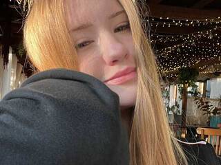 Erotic video chat LizethHanry