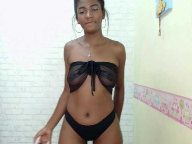 Broadcast screenshots Lizzie-Clark