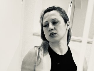 Erotic video chat Lola-Fleur69