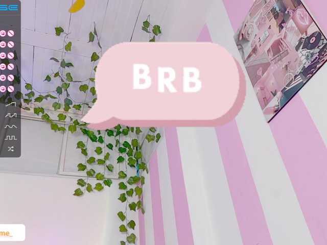 Broadcast screenshots LolaLushme