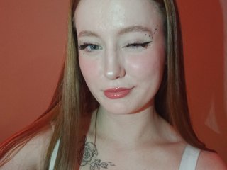 Erotic video chat LolaMin