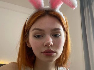 Erotic video chat LolaRedBunny