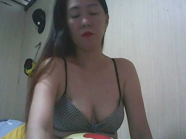 Photos LonelyGeleen #HELLO GUY'S..JUST DROP ME SOME TOKEN IF U WANT TO SEE MORE OF ME :):)