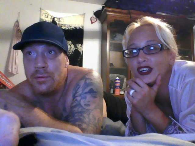 Broadcast screenshots LooLoo-n-Red