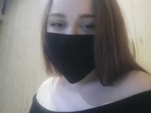 Broadcast screenshots M_O_L_L_I