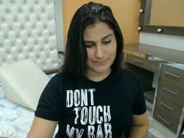 Broadcast screenshots LoreinRaven