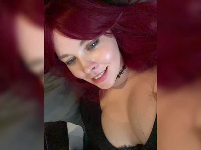 Photos Lova-Mars Hello! My name is Eva! ❤️ Before private, 333 tokens in the general chat and write a PM! ❤️Lovense works from 2 tk! Favorite vibration 55