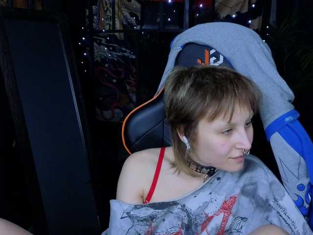 Broadcast screenshots love-puff