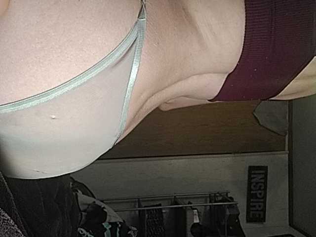 Broadcast screenshots LovelyLakin11