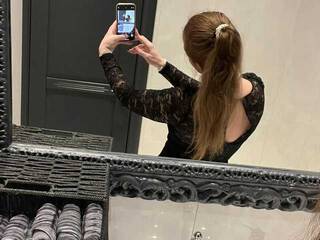 Erotic video chat loveMira1