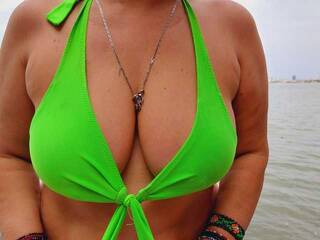 Erotic video chat LoveTinaa56