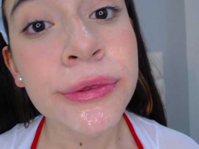Broadcast screenshots Luanaboo