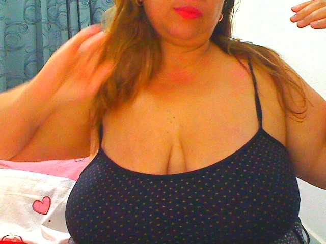 Broadcast screenshots luciana-pulsy