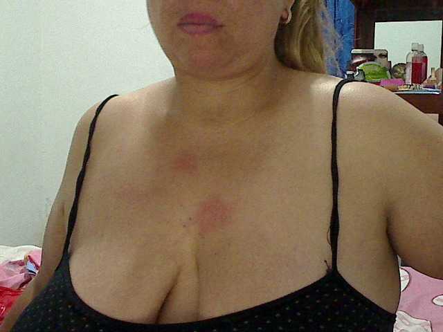 Broadcast screenshots luciana-pulsy