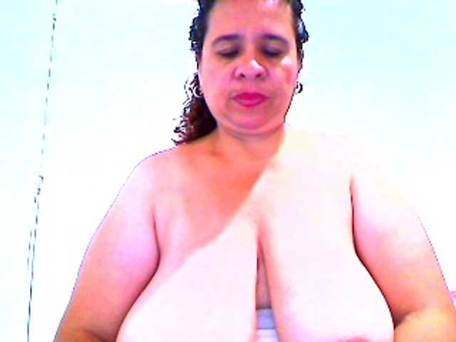 Broadcast screenshots luciana-pulsy