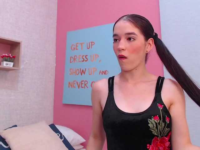 Broadcast screenshots LuciIanaRose