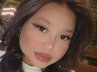 Erotic video chat Lucky-Lioness