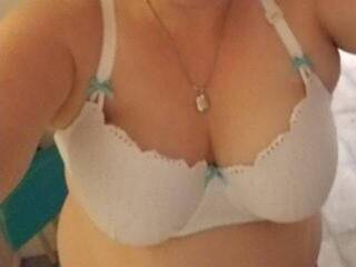 Erotic video chat luckyjnl