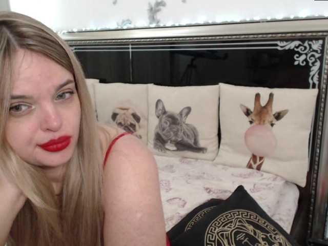 Broadcast screenshots Lucritia