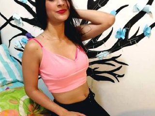 Erotic video chat Lucy-Bounces