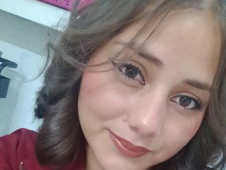 Erotic video chat Lucy02