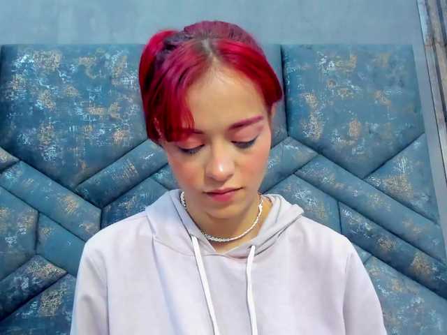 Broadcast screenshots LUCY_MILLER