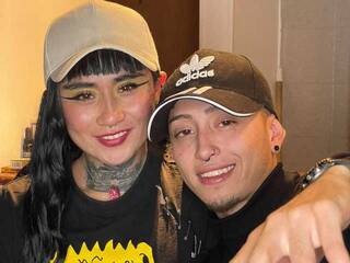 Erotic video chat LucyyTiago