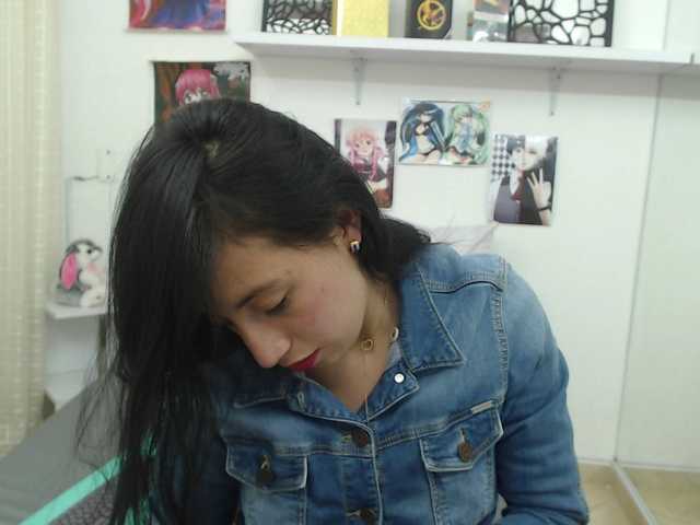 Broadcast screenshots LUISAHOLMES