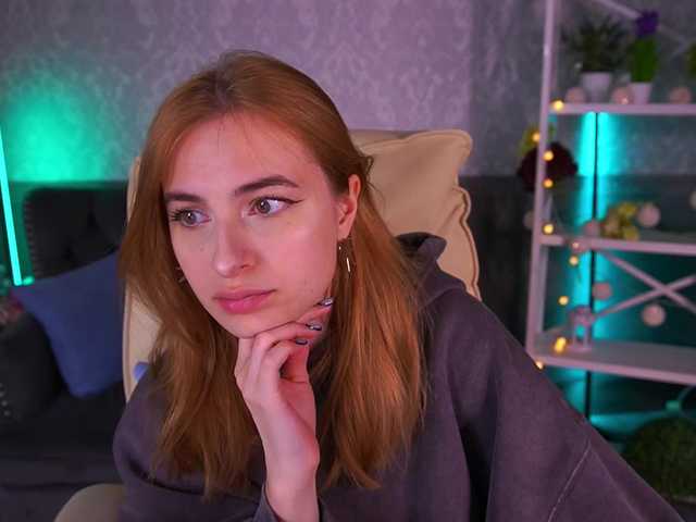 Broadcast screenshots LunaaDreamss